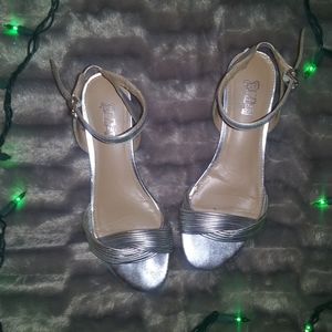 💚Brash Silver Strap Dress Sandals Prom